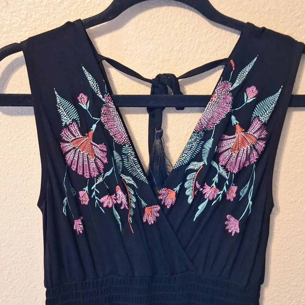 Beautiful summer dress - Picture 2 of 9